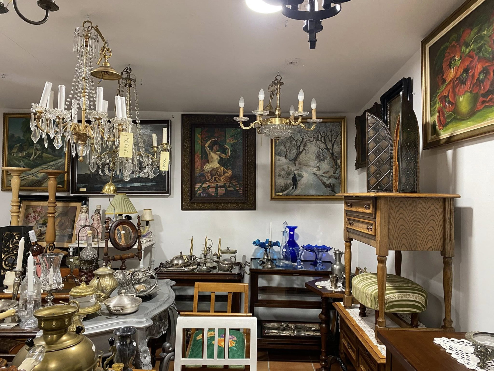 Adok-Veszek Antik és stílbútorok Használt Cikkek Boltja Göd kép