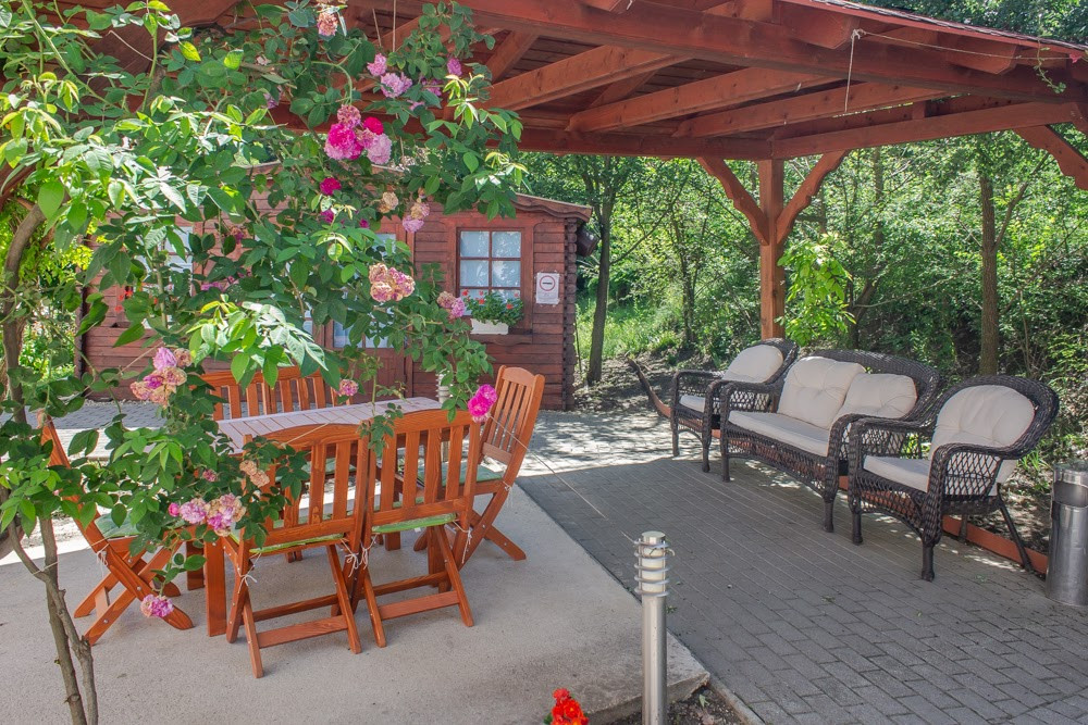 Hársfalevél Ápolási Intézet és Nyugdíjasház kép