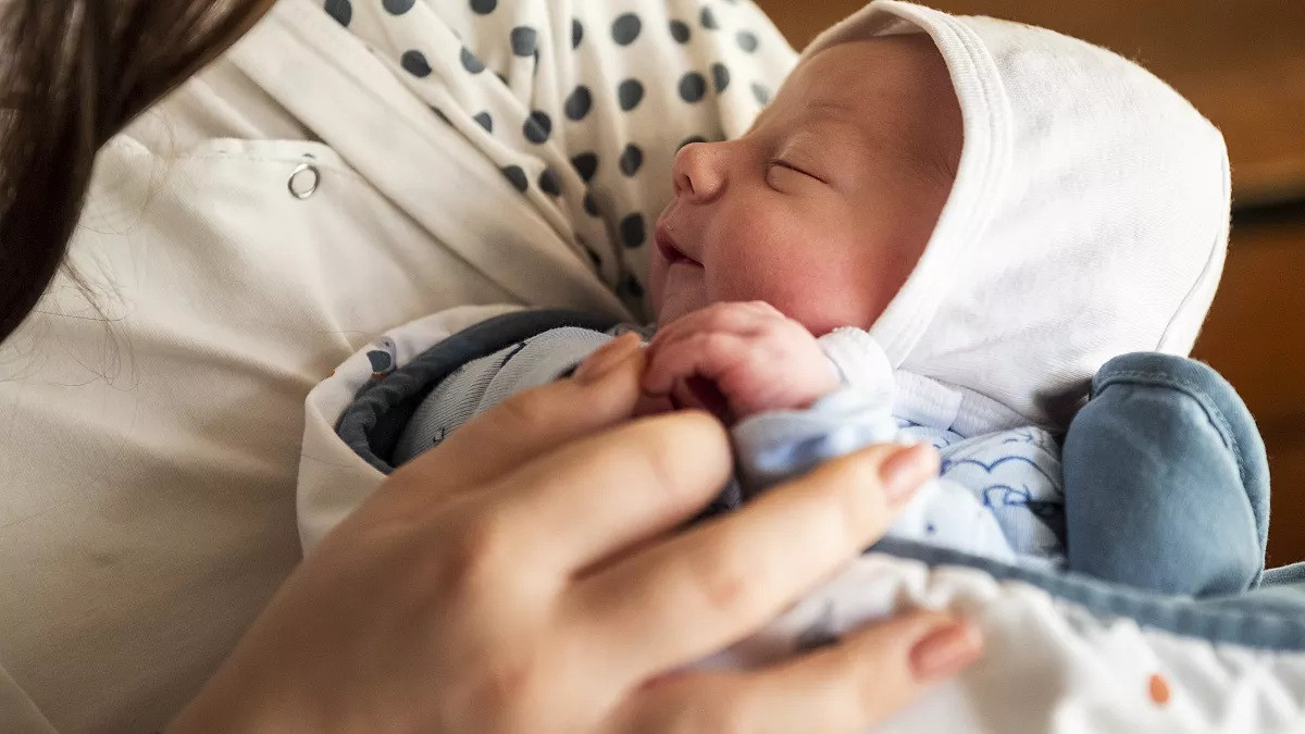 Dr. Huhn Lajos szülész-nőgyógyász főorvos Orosháza kép