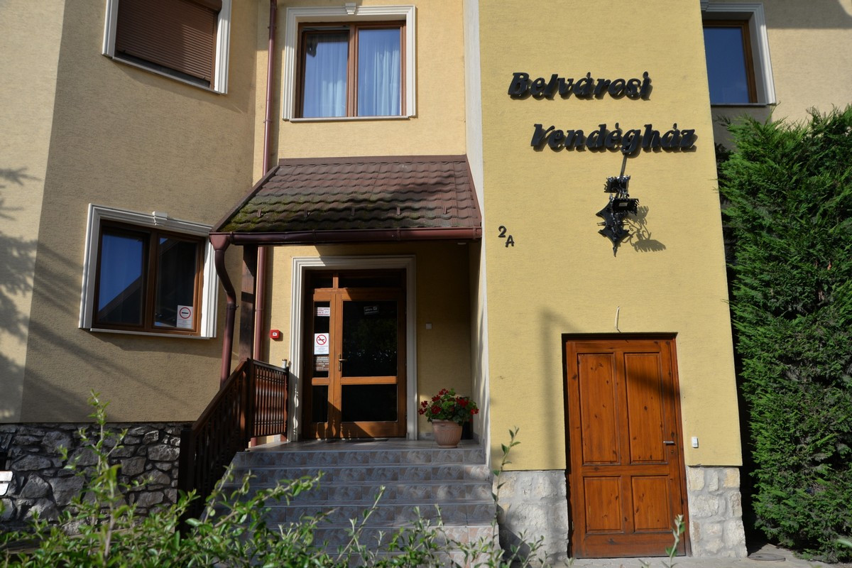 Belvárosi Vendégház csoportos szálláshely Mór kép