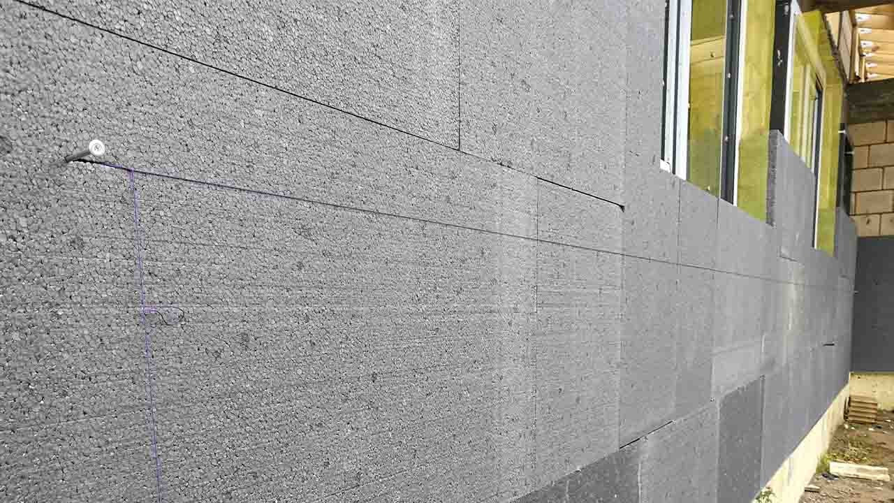 Családi és társasházak homlokzati hőszigetelése Budapest, Pest megye Kiss István kép