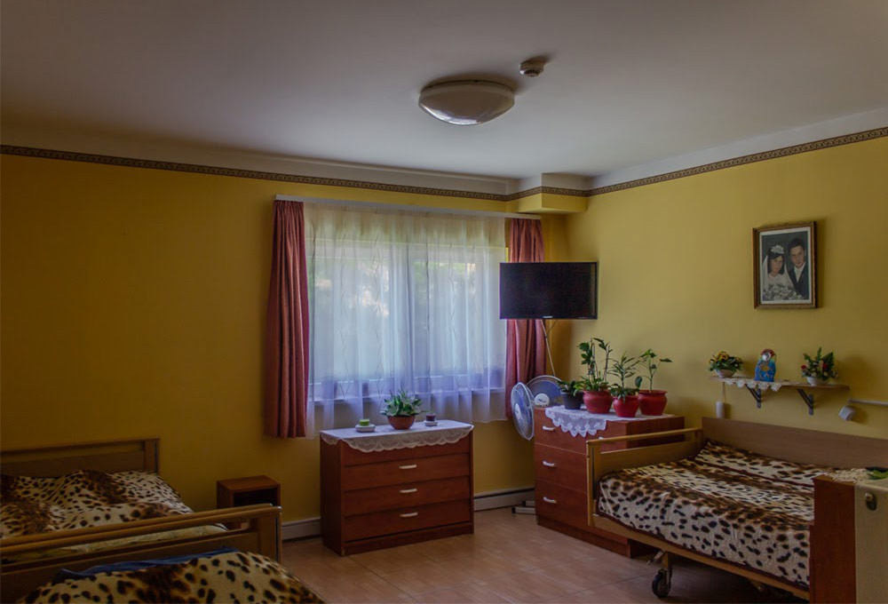 Hársfalevél Ápolási Intézet és Nyugdíjasház kép