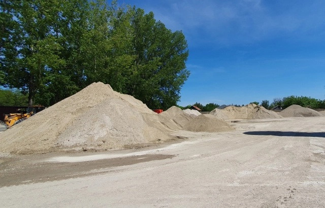 Perneki Ferenc Tüzép és építőanyagkereskedés Kiskunmajsa kép