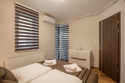 Griff medencés luxus apartmanház Balatonföldvár kép