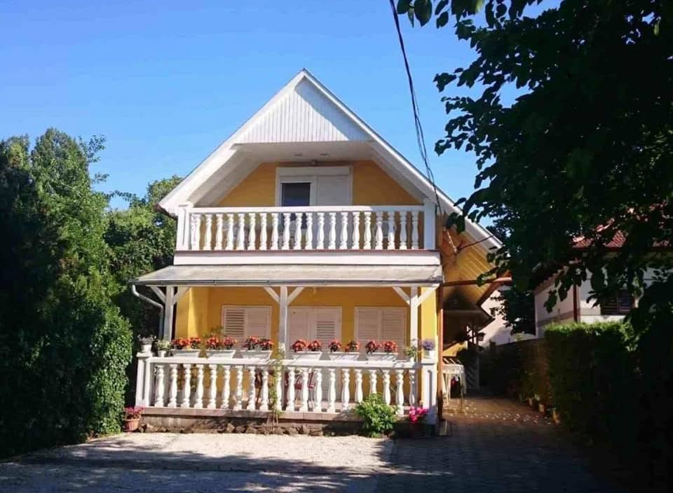 Meiszter Apartmanok Balatonlellei szabadstrandnál kép